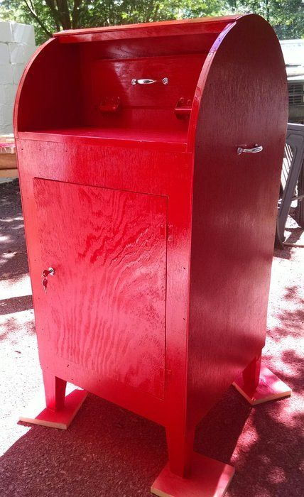 Mailbox For Santa, Diy Santa Mailbox Outdoor, Santa Mailbox Ideas Diy, Letters To Santa Mailbox Diy, Santa Mailbox Diy, Santas Mailbox, Letters To Santa Mailbox, Diy Panelling, Santa Display