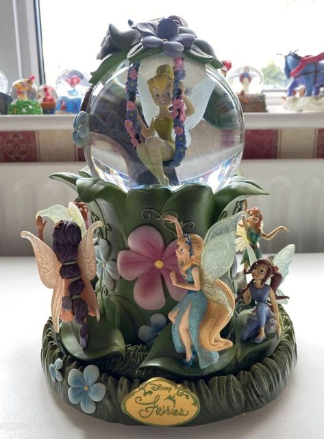 Disney Trinkets, Disney Snowglobes, Clay Fairy House, Christmas Globes, Peter Pan And Tinkerbell, Princess Toys, Clay Fairies, Nostalgic Toys, Christmas Snow Globes