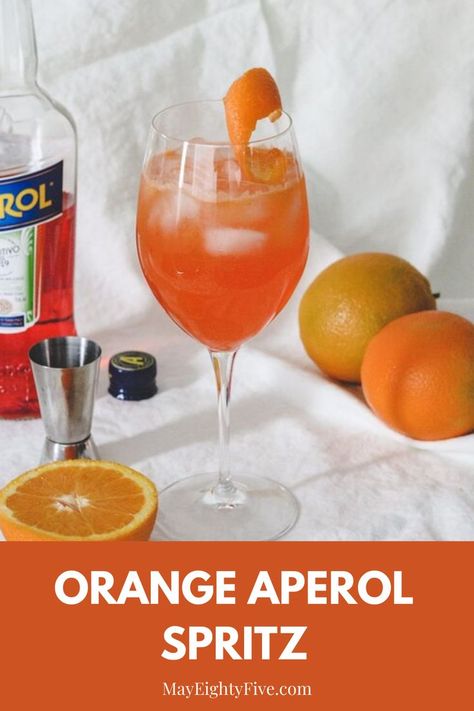 This Simple Orange and Aperol Fizz will be at the top of my list all summer long. It’s light and flavorful and oh so refreshing. And easy…so so easy. All you need is some fresh OJ, Aperol and sparkling water or Prosecco. Orange Aperol Spritz, Aperol Spritz Recipe, Fizz Cocktail, Easy Summer Cocktails, Prosecco Cocktails, Easy Cocktail, Freshly Squeezed Orange Juice, Easy Summer Meals, Cocktail Recipes Easy