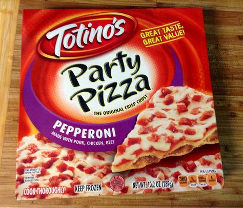 17. Totino's Party Pizza Totinos Pizza, Party Pizza, Spinach Pizza, Pizza Branding, California Pizza, Bbq Pizza, Grocery Foods, Frozen Pizza, Pizza Party