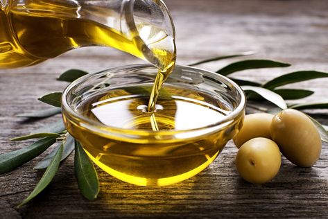 3 Foolproof Methods to Identify A Good Quality Olive Oil At Home Sistem Saraf, Castor Oil Eyelashes, Sistem Pencernaan, Cooking Oils, Edible Oil, Black Seed Oil, Inflammatory Foods, Chloe Grace Moretz, Virgin Coconut Oil