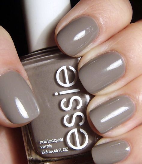 Nail Polish For Dark Skin, Nail Colors For Fall, Essie Nail Polish Colors, Neutral Nail Polish, Essie Nail Colors, Nail Polish Colors Fall, Nail Polish Trends, Seasonal Nails, Polish Colors