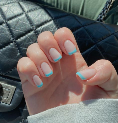 Real Nails Painted Gel, Turquoise French Tip Nails Short, Thick Gel Nails, Turquoise French Tips, Turquoise French Tip Nails, Turquoise Nail Designs, Mom Nails, Nails 2025, Tiffany Blue Nails