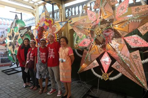 Sen. Cynthia A. Villar and Deputy Speaker Camille Villar award this year’s winner of Parol Making Contest during the 17th Las Piñas Parol Festival on December 16, 2022 at Villar SIPAG Complex.   The post Villars award winners of Parol Making Contest first appeared on BusinessMirror. Parol Making Contest, Parol Making, First Prize, Cash Prize, Contest Winner, Award Winner, Family Time, This Year, Speaker