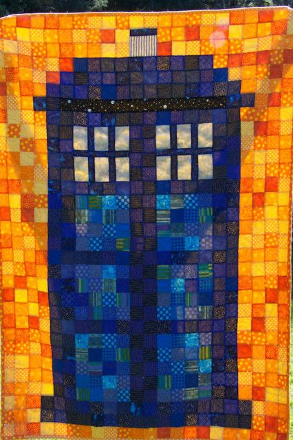 Tardis baby quilt - so they can go anywhere in their dreams Tardis Quilt Pattern, Doctor Who Quilt, Doctor Who Crafts, Pixel Quilting, Amazing Quilts, Two Color Quilts, Geek Crafts, Quilt Festival, Boy Quilts