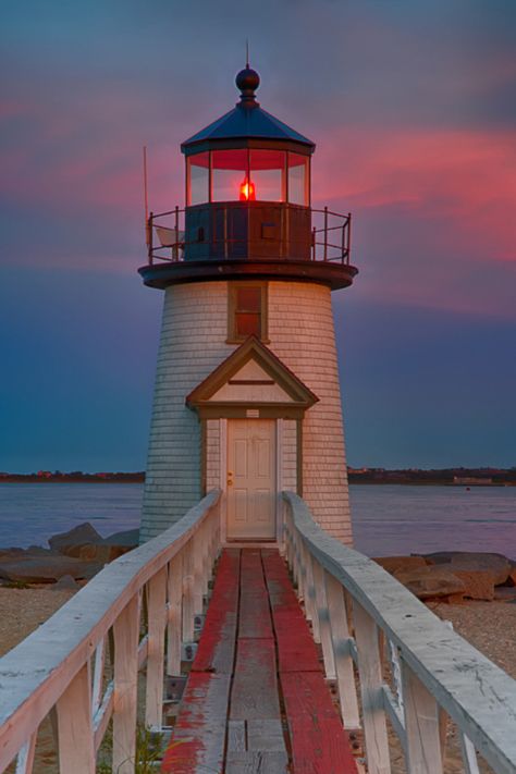 Brant Point Lighthouse, Nantucket, New England-by Michael Pancier Photography Scenery Reference, Brant Point Lighthouse, Photo Bridge, Lighthouse Photos, Lighthouse Pictures, Perspective Photography, Lighthouse Art, Beautiful Lighthouse, Beacon Of Light