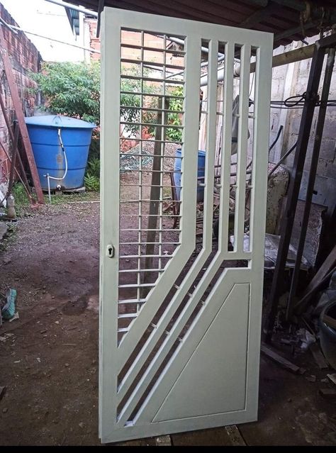 General fabrication works Latest Gate Design, درابزين السلم, Porte In Ferro, Window Grill Design Modern, Home Gate Design, Grill Gate, Gate Designs Modern, Grill Gate Design, House Main Gates Design