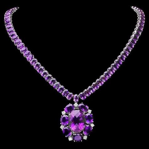 Designer Pendants, Purple Magic, Purple Princess, Beautiful Rings Vintage, Antique Jewellery Designs, High Jewellery, Purple Jewelry, Semi Precious Gems, Purple Necklace