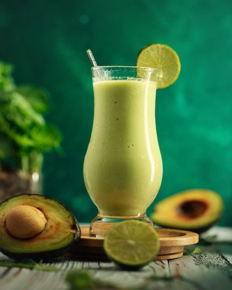 Photo avocado juice | Premium Photo #Freepik #photo #avocado-juice #drink #cold-drink #drink-juice Avocado Juice Photography, Avocado Drink, Juice Photo, Avocado Juice, Drink Juice, Fresh Avocado, Juice Drinks, Cold Drink, Girly Art