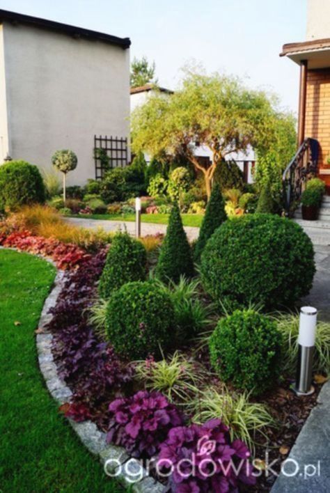 Moderne Have, Simple Front Yard Landscaping, Simple Front Yard, Landscaping Design Ideas, Front Yard Garden Design, Easy Landscaping, Home Landscaping, Front Yard Garden, Garden Landscape Design