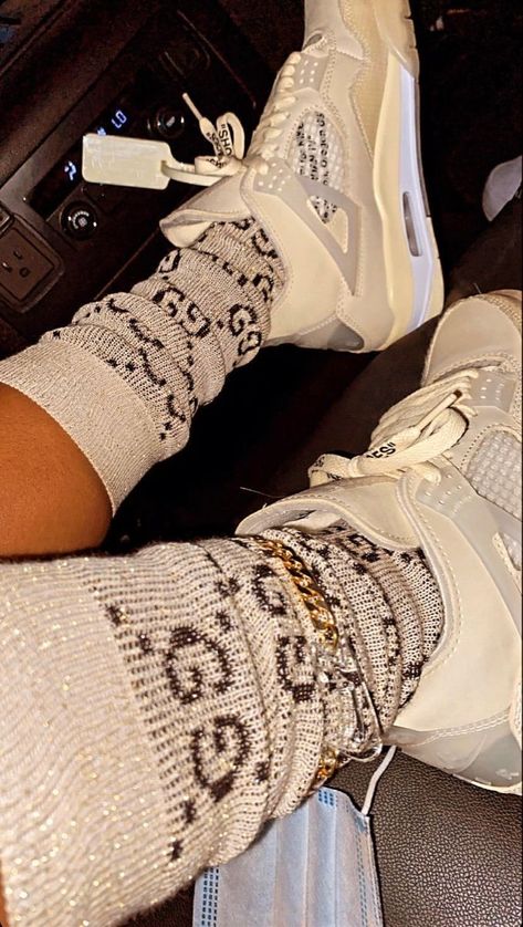 follow @caretings on ig 📍 Gucci Socks Outfit With Sneakers, Gucci Socks Outfit, Adidas Shoes Outfit, Birthday Behavior, Jordan Shoes Girls, Sock Outfits, Shoes Sneakers Jordans, Cute Sneakers, Fresh Shoes