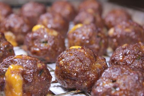 Meatballs and super bowl parties go hand in hand and when they are smoked meatballs full of cheesy goodness, it's a no brainer! Recipe and technique included. Super Bowl Meatballs, Smoked Meatballs, Smoker Recipes Electric, Electric Smoker Recipes, Cheesy Meatballs, Smoker Ideas, Smoked Recipes, Smoker Cooking, Traeger Recipes