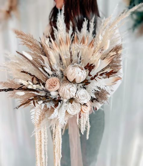 DecorFlowerBar - Etsy Boho Glam Wedding Bouquet, Simple Rustic Wedding Bouquet Brides, Diy Boho Wedding Bouquet, Antler Bouquet, Pampas Bridal Bouquet, Neutral Boho Wedding, Wedding Bouquet Dried Flowers, Summer Boho Wedding, Bouquet Dried Flowers