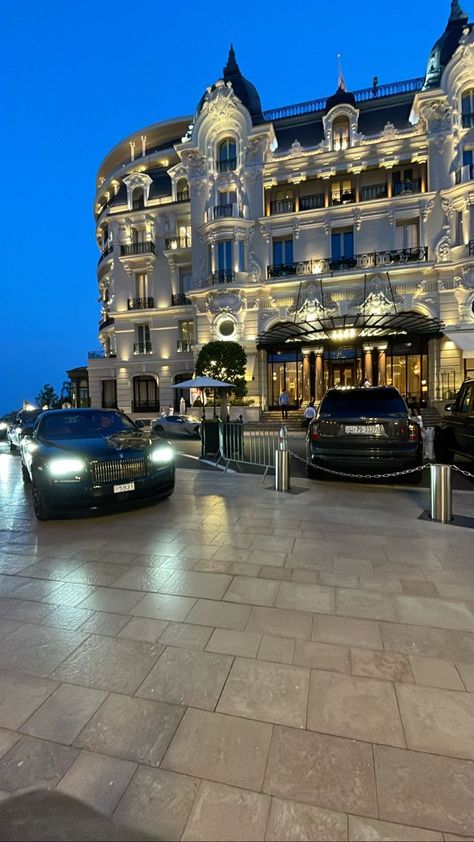 Paris Hotels Aesthetic, Monaco Winter Aesthetic, House In Monaco, Monaco Aesthetic Fashion, Paris Luxury Aesthetic, Houses In Monaco, Living In Monaco, Foto Hotel Aesthetic, Monaco Penthouse