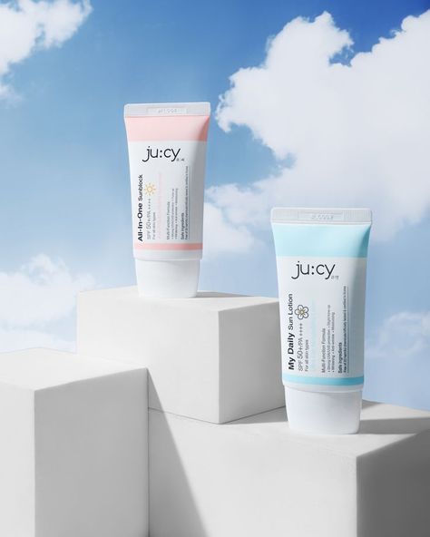 📸 Product Photography by @expplus33 📸: Elevate your sun protection game with Juicy Sunscreen, the epitome of chic sun care, beautifully captured beneath the endless azure sky. This sun-kissed tableau is a testament to the perfect blend of style and safety. Embrace the sun with elegance and protection like never before! ☀️🌤️ #JuicySunscreen #SunProtectionStyle #SkyHighChic Sun Safety, Product Photographer, Sky Design, Sun Care, Sun Kissed, Product Photography, The Endless, Photography Products, Sky Photography