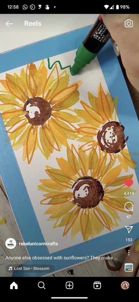 Easy mixed media with watercolor and Posca markers of sunflowers Sunflower Mixed Media, Sunflower Marker Drawing, Posca Markers, Sketchbook Cover, Posca Art, Sunflower Art, Sunflower Painting, Marker Drawing, Watercolor Sunflower