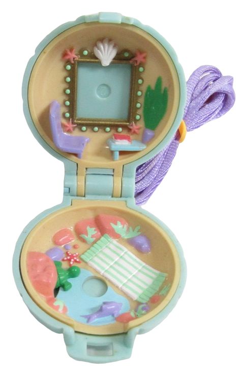 Polly Pocket 1991 Lulu in her Seaside Locket Bluebird Toys Polly Pocket World, Polly Pockets, Old School Toys, Polly Pocket, Old Toys, Bluebird, Blue Bird, Locket, Old School