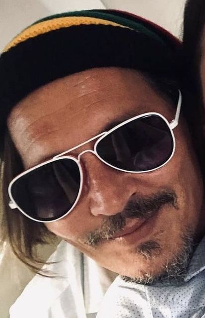 Johnny Depp Selfie, Johnny Depp News, Johnny Depp Characters, جوني ديب, Johnny Depp Style, Jennifer Aniston Hair, Johnny Depp Fans, Johnny Depp Pictures, Johnny D