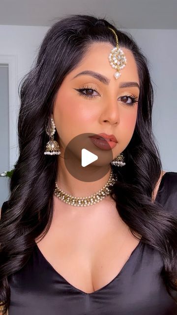 60K views · 2.3K likes | Hemali Mistry on Instagram: "Wedding series: this is such an easy eyeshadow look to do for an indian wedding! The glitter topper really takes this eye makeup to the next level making it look like you out in a lot of effort when you really didn’t! If you want to make it even more glamorous then pair it with a bold lip 💋 share this with a friend and save it for this upcoming wedding season 🥰  All products linked on my LTK - link in bio Eyeshadow: @patricktabeauty @patmcgrathreal  Eyeliner: @cliniquecanada @benefitcanada  Mascara: @maccosmeticscanada  Setting spray: @urbandecaycosmetics   [ eyeshadow tutorial, Indian wedding guest makeup, Indian wedding, desi wedding, south Asian wedding, brown girl friendly makeup, brown girl makeup, brown skin friendly makeup, eas Simple Makeup Looks Indian, Indian Wedding Guest Makeup Look, Makeup Brown Girl, Indian Girl Makeup, Indian Wedding Guest Makeup, Makeup Indian Wedding, Eyeshadow Hacks, Makeup Brown Skin, Brown Girl Makeup