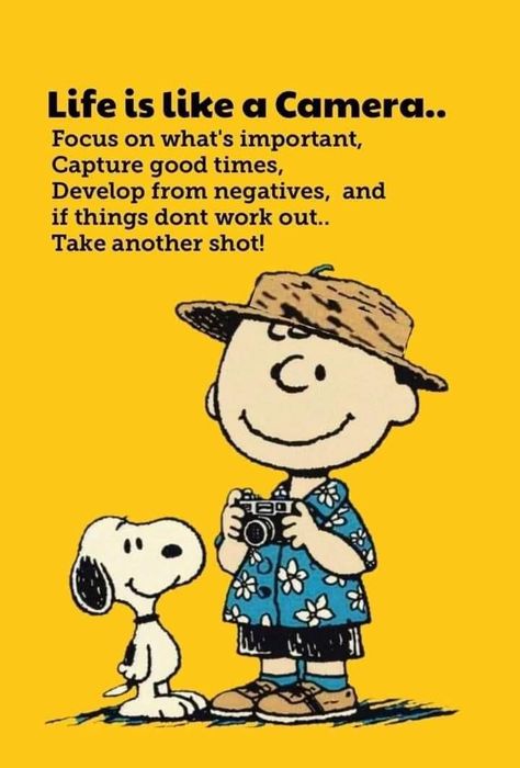 Snoopy Inspirational Quotes, Snoopy Good Morning Quotes, Good Morning Snoopy Quotes, Snoopy Quotes Inspiration, Charlie Brown Quotes, Good Morning Facebook, Cute Friendship Quotes, Good Morning Snoopy, Charlie Brown Halloween