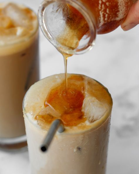 Browned Butter Iced Coffee - Donia Farms Brown Butter Coffee, Coffee Drinks Recipes, Butter Coffee Recipe, Espresso Recipes, Iced Coffee Recipe, Iced Coffee Drinks, Butter Coffee, Homemade Syrup, Sweet Butter