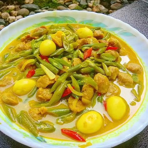 10 Resep sayur buncis super yang enak, praktis, dan sederhana Sweet Crepes Recipe, Crepes Recipe, Malay Food, Sweet Crepes, Asam Jawa, Crepe Recipes, Malaysian Food, Makanan Dan Minuman, Thai Red Curry