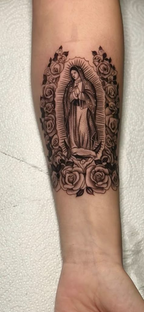 Our Lady Guadalupe Tattoo, Virgin Mary With Roses Tattoo, Mexicana Tattoo Design, Mexico Tattoo Ideas For Women, La Virgencita Tattoo, Virgencita Tattoo Women, Small Virgencita Tattoo, Virgin Of Guadalupe Tattoo, Virgen De Guadalupe Tattoo Ideas Women