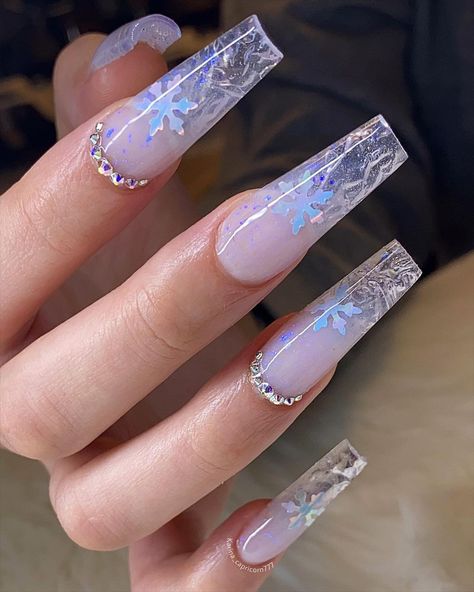 𝐂𝐀𝐏𝐑𝐈𝐂𝐎𝐑𝐍 NAILS on Instagram: “CAPTION THESE……. 💬🤔🥰 @valentinobeautypure 🧊❄️ #naildesigns #nailart #nailpromagazine #love #winter #ootd #nailsoftheday #nailswag #ice” Clear Tip Nails Designs, Clear Christmas Nails, Ice Gel Nails, Ice Nails Designs, Capricorn Nails Designs, Ice Queen Nails, Capricorn Nails, Ice Nails, Icy Nails