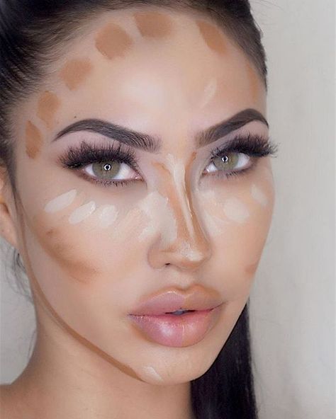 Contouring with TARTE Shape Tape Light medium and medium Light Contouring, Color Contact Lenses, Tarte Shape Tape, Nose Contouring, Beauty Make-up, Makijaż Smokey Eye, Tarte Cosmetics, Makeup Tutorial For Beginners, Contour Makeup