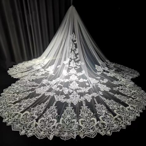 Off White Unique Lace Wedding Veil Luxury Veil Cathedral Bridal Veil Wedding Accessories Extra Long Wedding Veils, Drop Veil Cathedral, Extra Long Veil, Veil Aesthetic, Wedding Veil Long, Printed Wedding Dress, Wedding Dress Embroidery, Christian Veils, Wedding Cathedral