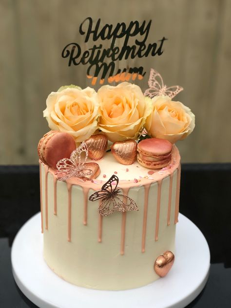 Retirement Cakes For Women, Retirement Cakes Ideas For Women, Teacher Retirement Cake, Retirement Cake Decorations, Happy Retirement Cake, Retirement Party Cakes, Retirement Decorations, Retirement Cake, Retirement Ideas