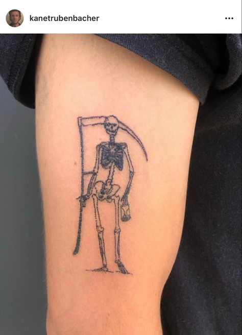 Hiker Tattoo, Realism Illustration, Micro Realism, Madrid Tattoo, Father Tattoos, Skeleton Tattoo, 7 Tattoo, Surreal Tattoo, Skeleton Tattoos