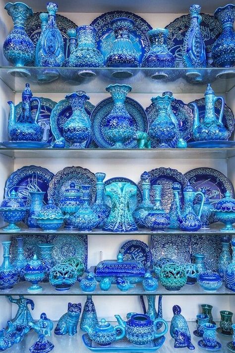 Tumblr Flee Market Ideas, Bazaar Istanbul, Grand Bazaar Istanbul, Bohemian Inspiration, Market Ideas, H Hotel, Turkish Ceramics, Grand Bazaar, Turkish Delight