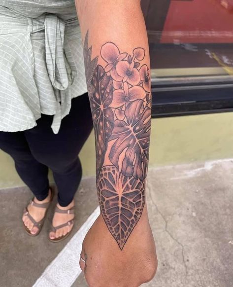 Elephant Ear Tattoo Plant, Elephant Ears Tattoo, House Plant Tattoo Sleeve, Elephant Ear Plant Tattoo, Plant Arm Tattoo, Arm Tats, Elephant Ear Plant, Plant Tattoo, Elephant Ears