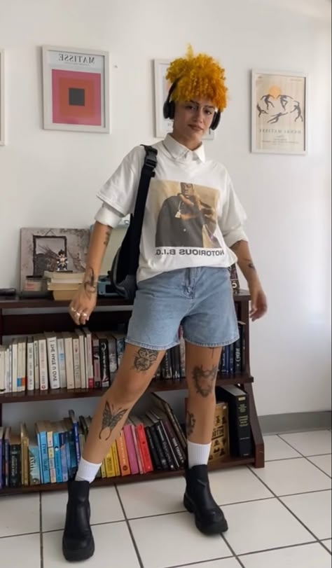 Non Binary Outfits, Genderqueer Fashion, Masc Fashion, Lesbian Fashion, Outfits Hombre, Casual Outfit Inspiration, Queer Fashion, Outfit Formulas, Androgynous Fashion