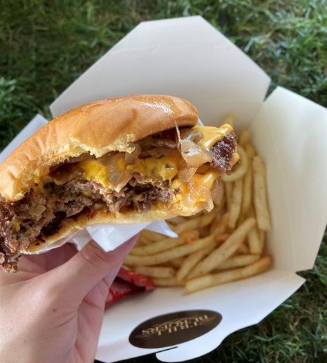 Trill Burgers will serve All-Star fans after all at westside pop-up Trill Burgers, Burger Concept, Bun B, All Star, Limited Time, Houston, Pop Up, Sandwiches, Bring It On