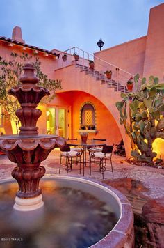 I love the design and mexican style and feel of it. Style Hacienda, Hacienda Homes, Houses In Mexico, Spanish Hacienda, Mexican Hacienda, Hacienda Style Homes, Mexico House, Mexican Home Decor, Mediterranean Home Decor