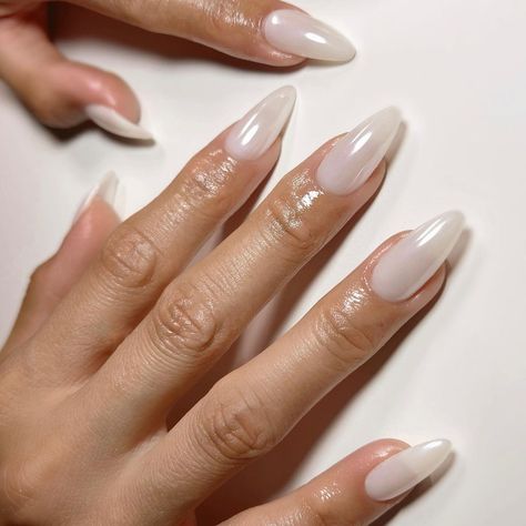 Nail Set Almond, Milky Nails, Neutral Nails, Bridal Nails, Minimalist Nails, Luxury Nails, Manicure Y Pedicure, Dream Nails, Classy Nails