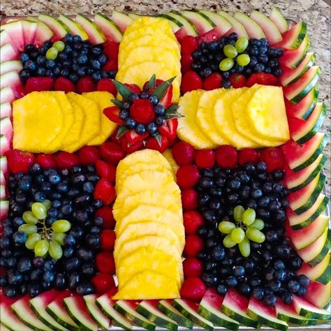 #cute #fruit #cross for #baptism #christening #easter #stpatricksday #whatever Cross Fruit Platter, Baptism Food Ideas Lunches, Christening Food Ideas, Baptism Party Food, Christening Food, Baptism Food, Baptism Dessert Table, Hosting Inspiration, Baptism Desserts