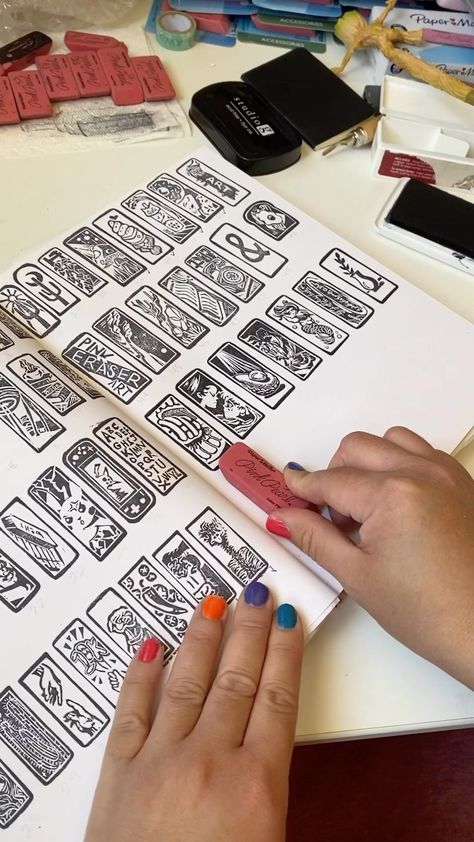 Serena Rios McRae | Tucson Art | Welcome to my tiny carving sketchbook tour! I printed carvings 1-12, and currently have… 26? I think? I’ll be in the studio printing more… | Instagram Lino Print Techniques, Cute Lino Prints, Lino Print Clothes, Lino Block Printing, Tiny Linocut, Linocut Prints Ideas, Linocut Prints Simple, Lino Cut Ideas, Lino Print Ideas