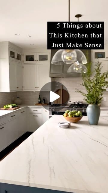 Kitchen Building Hacks, Celebrity Kitchens Inspiration, Island Layout Kitchen, Kitchen Reno Must Haves, Home Remodeling Kitchen, Canning Kitchen Layout, Back Kitchen Ideas, Adu Kitchen Ideas, Kitchen New Build