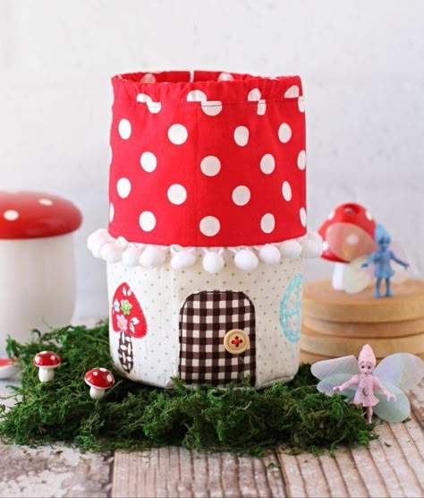 A Spoonful Of Sugar, Fabric Basket Tutorial, Fabric Doll House, Mushroom Crafts, Mushroom House, Easy To Sew, Art Dolls Handmade, Polka Dot Fabric, Fabric Baskets