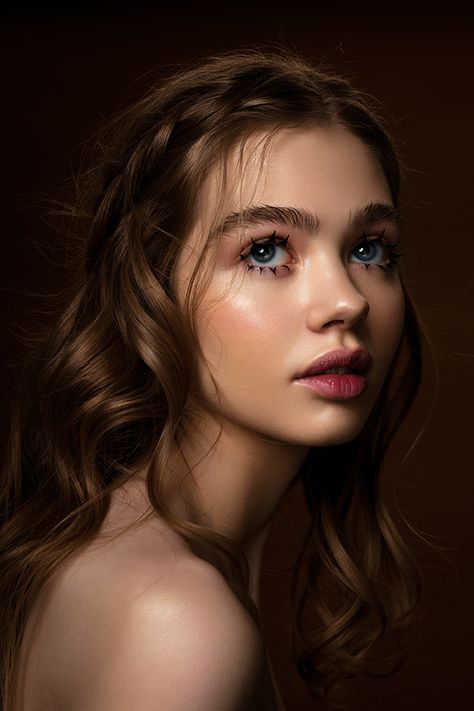 Dasha on Behance Reference Photos For Artists, 얼굴 드로잉, Face Drawing Reference, 얼굴 그리기, Photographie Portrait Inspiration, Portrait Photography Women, Gambar Figur, Face Photography, Foto Poses