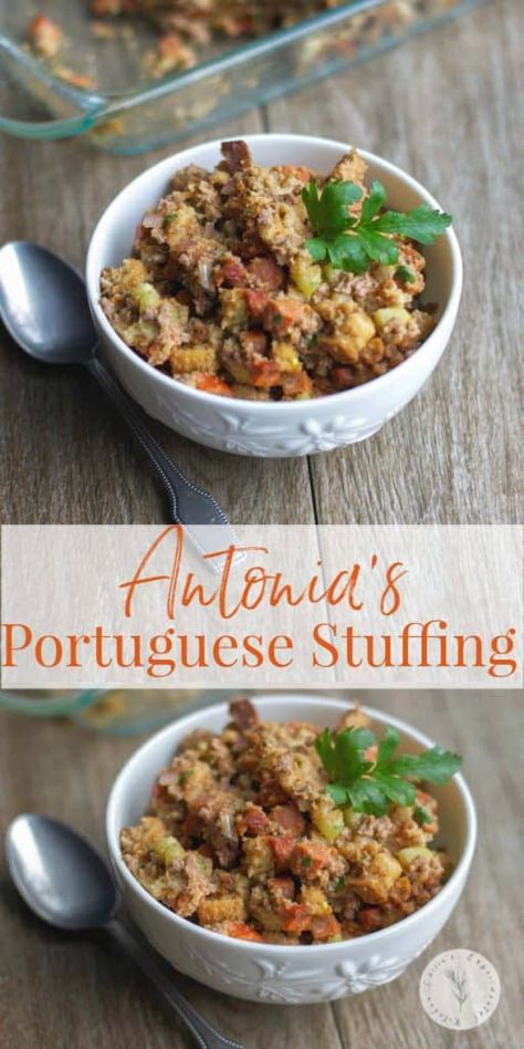 Portuguese stuffing with chorizo, ground beef, vegetables and stuffing mix. Portuguese Stuffing, Portuguese Garden, Thanksgiving Sidedish, Portuguese Recipe, Portuguese Foods, Stuffing Thanksgiving, Thanksgiving Dish, Asian Vegetarian Recipes, Big Dinner