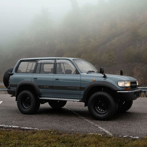 Landcruiser 80 Series, Land Cruiser Fj80, Toyota Land Cruiser 100, Land Cruiser 80, Overland Truck, 80 Series, Lifted Truck, Toyota 4x4, Car Goals