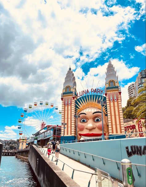 #lunapark #sydney #australia Sydney Shopping, Luna Park Sydney, Fake Account, Luna Park, Sydney City, Sydney Australia, New South Wales, Theme Park, Sydney