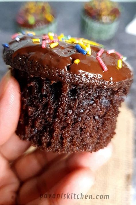 Eggless Chocolate Cupcakes Recipe Eggless Biscuit Recipe, Dessert Recipes Eggless, Eggless Cupcakes Recipes, Eggless Cupcake Recipe, Eggless Chocolate Muffins Recipe, Best Eggless Chocolate Cake Recipe, Eggless Dessert Recipes, Rum And Raisin Cake, Eggless Cupcakes