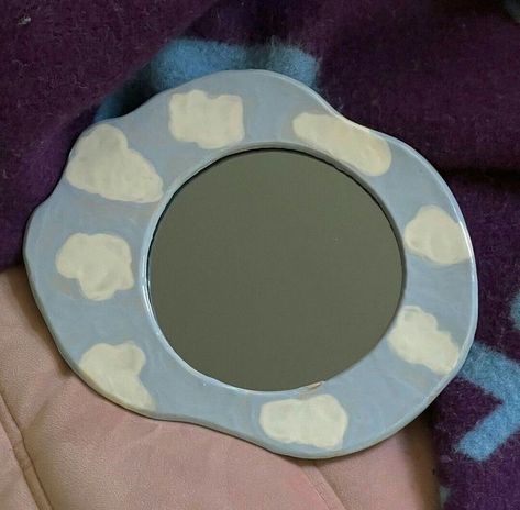 Dry Clay Mirror, Air Dry Clay Mirror, Clay Mirror, Ceramic Plates Art, Painted Mirror Art, Clay Magnets, Mirror Crafts, Air Dry Clay Projects, Tanah Liat