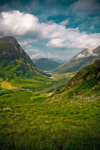 Glencoe Scotland, Scotland Landscape, Fav Place, Buku Harry Potter, Scotland Highlands, Scottish Landscape, England And Scotland, Scotland Travel, Scottish Highlands