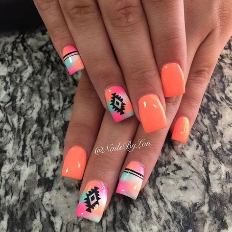 Instagram media nailsbylon #nail #nails #nailart South Western Nail Designs, South Western Nails, Rodeo Nail Designs, Native Design Nails, Western Fingernails, Cabo Vacation Nails, Tattoo Art Nails, Southwest Nails Design, Aztec Nail Ideas